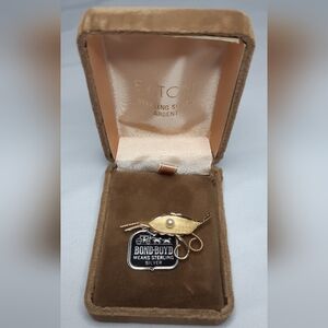 Outstanding New In Box Bond Boyd Sterling Silver Leaf Brooch with Gold V…
